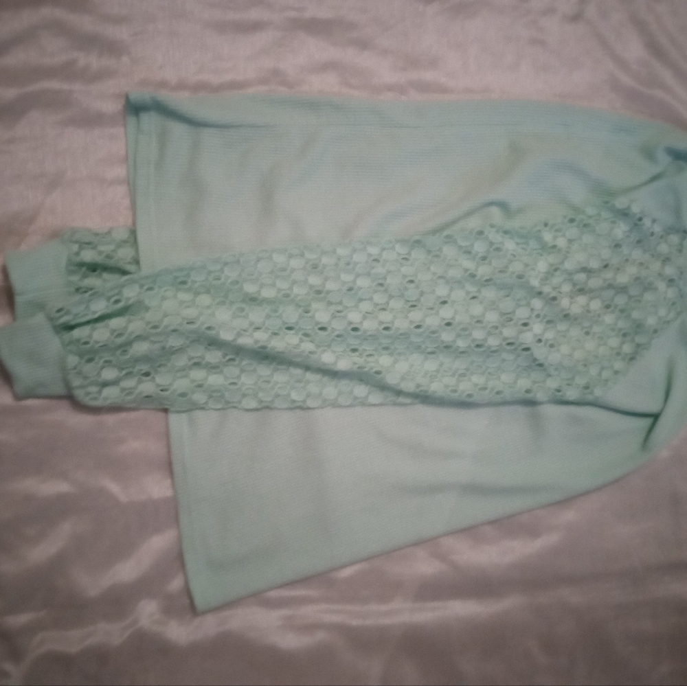 New Without Tag Miholl Mint Green Lace Sleeve Sweatshirt SizeL - Picture 3 of 8